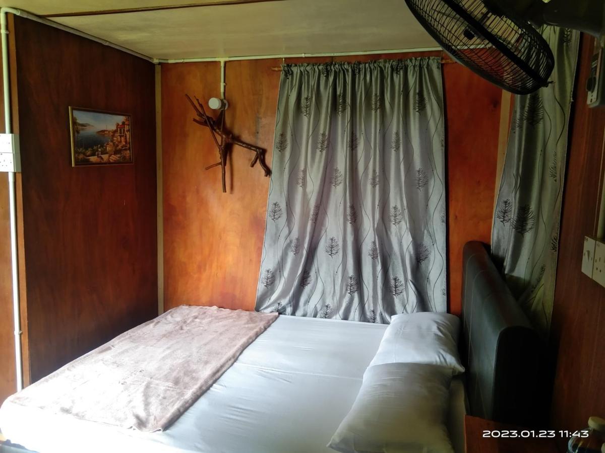 Tammoyo Place Кудат Экстерьер фото